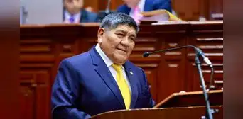 Congreso: recolectan firmas para moción de censura contra ministro de Energía y Minas, Rómulo Mucho Congreso: recolectan firmas para moción de censura contra ministro de Energía y Minas, Rómulo Mucho