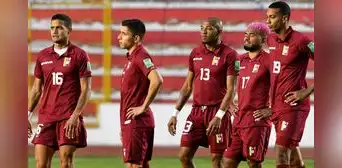 País sudamericano podría cambiar de entrenador tras malos resultados en las Eliminatorias 2026