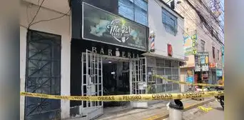 Sicarios disparan contra barbería en Ate y dejan a trabajador herido de bala