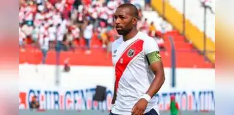 Jair Céspedes organizará partido solidario para ayudar a sus compañeros de Deportivo Municipal Jair Céspedes organizará partido solidario para ayudar a sus compañeros de Deportivo Municipal