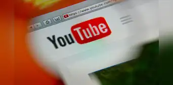 ¿Con ganas de regresar al pasado? Con este truco en YouTube podrás ver miles de vídeos antiguos al instante ¿Con ganas de regresar al pasado? Con este truco en YouTube podrás ver miles de vídeos antiguos al instante
