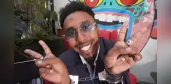‘Johnny Somali’, streamer de EE. UU., podría ir a prisión 10 años en Corea del Sur por conductas ofensivas ‘Johnny Somali’, streamer de EE. UU., podría ir a prisión 10 años en Corea del Sur por conductas ofensivas