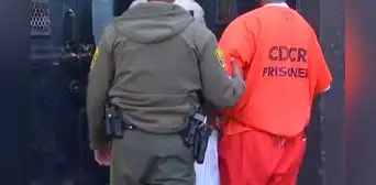 Hombre condenado a 25 años de cárcel por asesinato fuga de CDCR y genera pánico en vecindarios de California Hombre condenado a 25 años de cárcel por asesinato fuga de CDCR y genera pánico en vecindarios de California