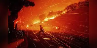 Incendio en Malibú: siniestro forestal Franklin Fire provoca evacuaciones en California tras quemar casi 3,4 km² Incendio en Malibú: siniestro forestal Franklin Fire provoca evacuaciones en California tras quemar casi 3,4 km²