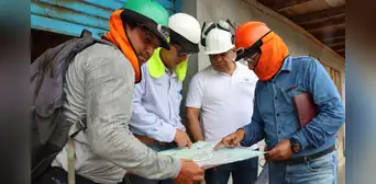 Presidente de directorio de Electro Oriente supervisa avance de obras de electrificación para más de tres mil familias en Loreto Presidente de directorio de Electro Oriente supervisa avance de obras de electrificación para más de tres mil familias en Loreto