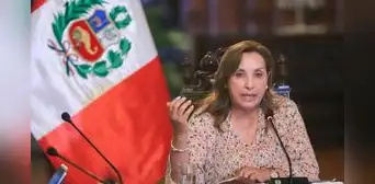 Dina Boluarte buscaría desviar la atención de su operación con propuesta de pena de muerte Dina Boluarte buscaría desviar la atención de su operación con propuesta de pena de muerte