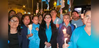 Enfermeras realizan vigilia frente al Congreso por rechazo ante posible unificación con el Minsa