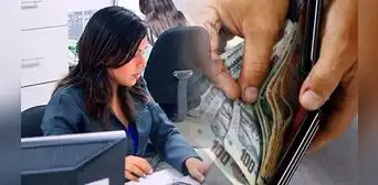 Gobierno oficializa incremento de sueldo de S/100 a trabajadores estatales desde el 1 de enero de 2025