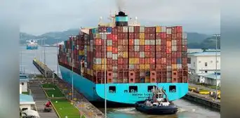 La historia detrás de cómo Estados Unidos se apropió del Canal de Panamá y su devolución 25 años después La historia detrás de cómo Estados Unidos se apropió del Canal de Panamá y su devolución 25 años después