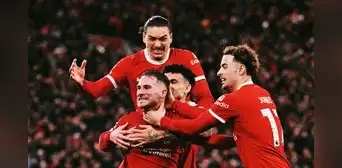 El líder Liverpool buscará ampliar su ventaja en la Premier League