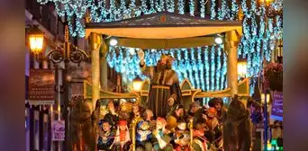Conoce la cabalgata de Reyes Magos 2025 en Zaragoza: una clásica propuesta navideña en España Conoce la cabalgata de Reyes Magos 2025 en Zaragoza: una clásica propuesta navideña en España