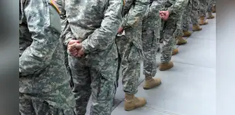 Este país de América Latina pagará a jóvenes que no trabajan ni estudian por inscribirse en el Ejército