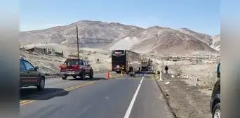 Motociclista fallece en carretera de Arequipa tras impactar contra vehículo que dio a la fuga