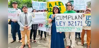 Docentes de la UNMSM denuncian recorte de plazas para nombramiento: "Hay una especie de cálculo político" Docentes de la UNMSM denuncian recorte de plazas para nombramiento: "Hay una especie de cálculo político"
