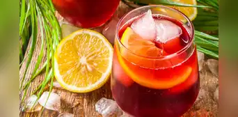 ¿No sabes cómo hacer tinto de verano? Conoce la receta de este original cóctel para el calor ¿No sabes cómo hacer tinto de verano? Conoce la receta de este original cóctel para el calor