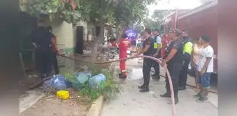 Niña salva a sus hermanos de incendio en su casa y termina con graves quemaduras en el cuerpo en Piura Niña salva a sus hermanos de incendio en su casa y termina con graves quemaduras en el cuerpo en Piura
