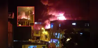 Incendio en Los Olivos a pocas horas de Año Nuevo: alrededor de 7 unidades de Bomberos se movilizaron Incendio en Los Olivos a pocas horas de Año Nuevo: alrededor de 7 unidades de Bomberos se movilizaron