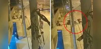 Tragedia en Lurigancho-Chosica: menor de 14 años muere por bala perdida mientras trabajaba en su mototaxi Tragedia en Lurigancho-Chosica: menor de 14 años muere por bala perdida mientras trabajaba en su mototaxi