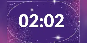 ¿Qué significa ver la hora espejo 02:02 en el reloj?