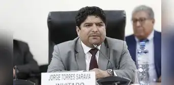 Jorge Torres Saravia: informe final de la comisión ad hoc del Congreso lo blinda de proceso disciplinario