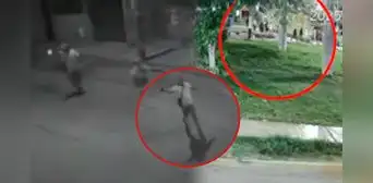 Pandilleros se enfrentan a balazos en el parque de La Amistad en Los Olivos en presencia de varios niños