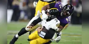 ¿Quién ganó Pittsburgh Steelers vs Ravens HOY? Resultado final y quién avanzó de ronda por los NFL Playoffs 2025