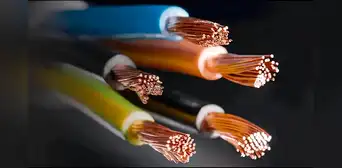 El metal que reemplazaría al cobre como conductor de electricidad a bajo costo: EE. UU. y China son clave en su producción
