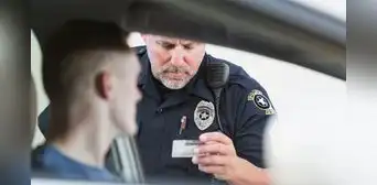 ¡Atentos, inmigrantes! La falta de tránsito que podría generar tu deportación de Estados Unidos en 2025 ¡Atentos, inmigrantes! La falta de tránsito que podría generar tu deportación de Estados Unidos en 2025