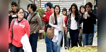 ¿Universidad, instituto o escuela? Esto es lo que debes tomar en cuenta al elegir en dónde estudiar una carrera ¿Universidad, instituto o escuela? Esto es lo que debes tomar en cuenta al elegir en dónde estudiar una carrera