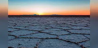 El país de Sudamérica con las mayores reservas de litio del mundo en el salar más grande El país de Sudamérica con las mayores reservas de litio del mundo en el salar más grande