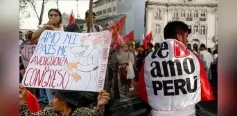 Perú lidera el ranking mundial de países que irán en declive, según sus ciudadanos: 90% de habitantes son pesimistas sobre la situación del país Perú lidera el ranking mundial de países que irán en declive, según sus ciudadanos: 90% de habitantes son pesimistas sobre la situación del país
