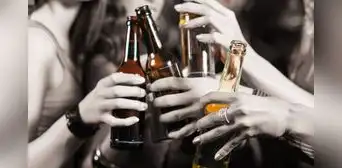 Congreso propone uso de etiquetas en bebidas alcohólicas para alertar sobre riesgos de cáncer