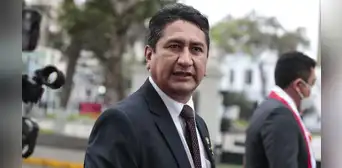Vladimir Cerrón: Poder Judicial anula prisión preventiva de 18 meses contra prófugo líder de Perú Libre en caso Antalsis