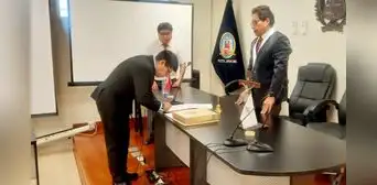Edwin Alexander Quispe Maquera juramentó como juez supernumerario del Juzgado de Paz Letrado de Familia de Ilo Edwin Alexander Quispe Maquera juramentó como juez supernumerario del Juzgado de Paz Letrado de Familia de Ilo