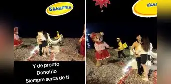 Heladero aparece en plena pedido de mano en la playa y usuarios bromean: "Siempre cerca de ti" Heladero aparece en plena pedido de mano en la playa y usuarios bromean: "Siempre cerca de ti"