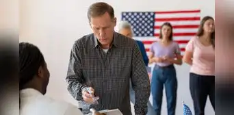 Buenas noticias, inmigrante: los 3 requisitos para regresar a EE. UU. tras ser deportado por Trump en 2025 Buenas noticias, inmigrante: los 3 requisitos para regresar a EE. UU. tras ser deportado por Trump en 2025