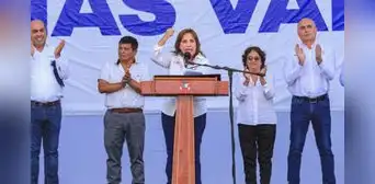 Dina Boluarte justifica operación y asegura que sufre de rinitis crónica: "La historia clínica la dejé a la fiscal de la Nación" Dina Boluarte justifica operación y asegura que sufre de rinitis crónica: "La historia clínica la dejé a la fiscal de la Nación"
