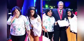 Madre conmueve al recibir el diploma de graduación de su hijo fallecido, quien estudió en la UNMSM: “Lo lograste” Madre conmueve al recibir el diploma de graduación de su hijo fallecido, quien estudió en la UNMSM: “Lo lograste”