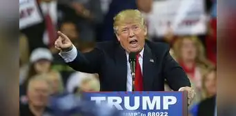 Trump responsabiliza a Biden y Obama del accidente en Washington por contratar personas con "discapacidades intelectuales severas" Trump responsabiliza a Biden y Obama del accidente en Washington por contratar personas con "discapacidades intelectuales severas"
