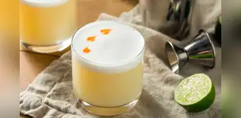 ¿Quieres brindar en el Día del Pisco Sour? Aprende su receta de manera fácil y rápida ¿Quieres brindar en el Día del Pisco Sour? Aprende su receta de manera fácil y rápida