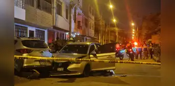 Feroz balacera en San Martín de Porres deja 3 muertos y un menor herido Feroz balacera en San Martín de Porres deja 3 muertos y un menor herido