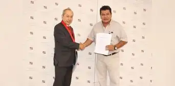 Corte Superior de Justicia de Moquegua y Municipalidad de Pacocha se unen para proteger a las víctimas de violencia familiar con el “Botón de Pánico” Corte Superior de Justicia de Moquegua y Municipalidad de Pacocha se unen para proteger a las víctimas de violencia familiar con el “Botón de Pánico”