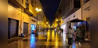 Lluvia en Lima Metropolitana sorprende a vecinos de varios distritos en pleno verano 2025 Lluvia en Lima Metropolitana sorprende a vecinos de varios distritos en pleno verano 2025