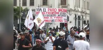 Paro de transportistas fue parcial, pero sus reclamos contra el Gobierno y el Congreso se escucharon