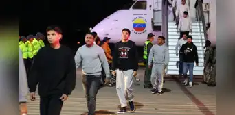 Venezuela recibe a 190 deportados de Estados Unidos: desde la Casa Blanca lo celebran y Maduro lo llama "un paso favorable" Venezuela recibe a 190 deportados de Estados Unidos: desde la Casa Blanca lo celebran y Maduro lo llama "un paso favorable"