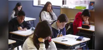 ¿Cómo ayudar a tus hijos a manejar el estrés tras el regreso a clases en Perú? ¿Cómo ayudar a tus hijos a manejar el estrés tras el regreso a clases en Perú?