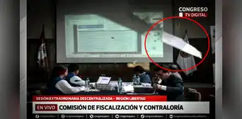 Desplome de techo interrumpe sesión de la Comisión de Fiscalización del Congreso en La Libertad Desplome de techo interrumpe sesión de la Comisión de Fiscalización del Congreso en La Libertad