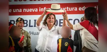 Dina Boluarte justifica su falta de comunicación con la ciudadanía y culpa a la prensa: "No hay presupuesto para pagar a las televisoras"