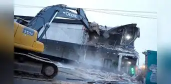 Vía Expresa Sur: MML demuele el centro de convenciones Barranco Arena durante recuperación de espacios públicos Vía Expresa Sur: MML demuele el centro de convenciones Barranco Arena durante recuperación de espacios públicos