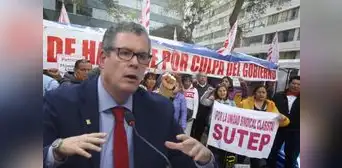 Sutep da ultimátum al Minedu para que cumpla con aumento salarial de S/200 desde marzo